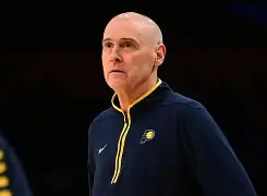 今夜新奥尔良鹈鹕调整名单以备NBA常规赛，防线松动环节打磨，底气十足，细节决定成败的简单介绍