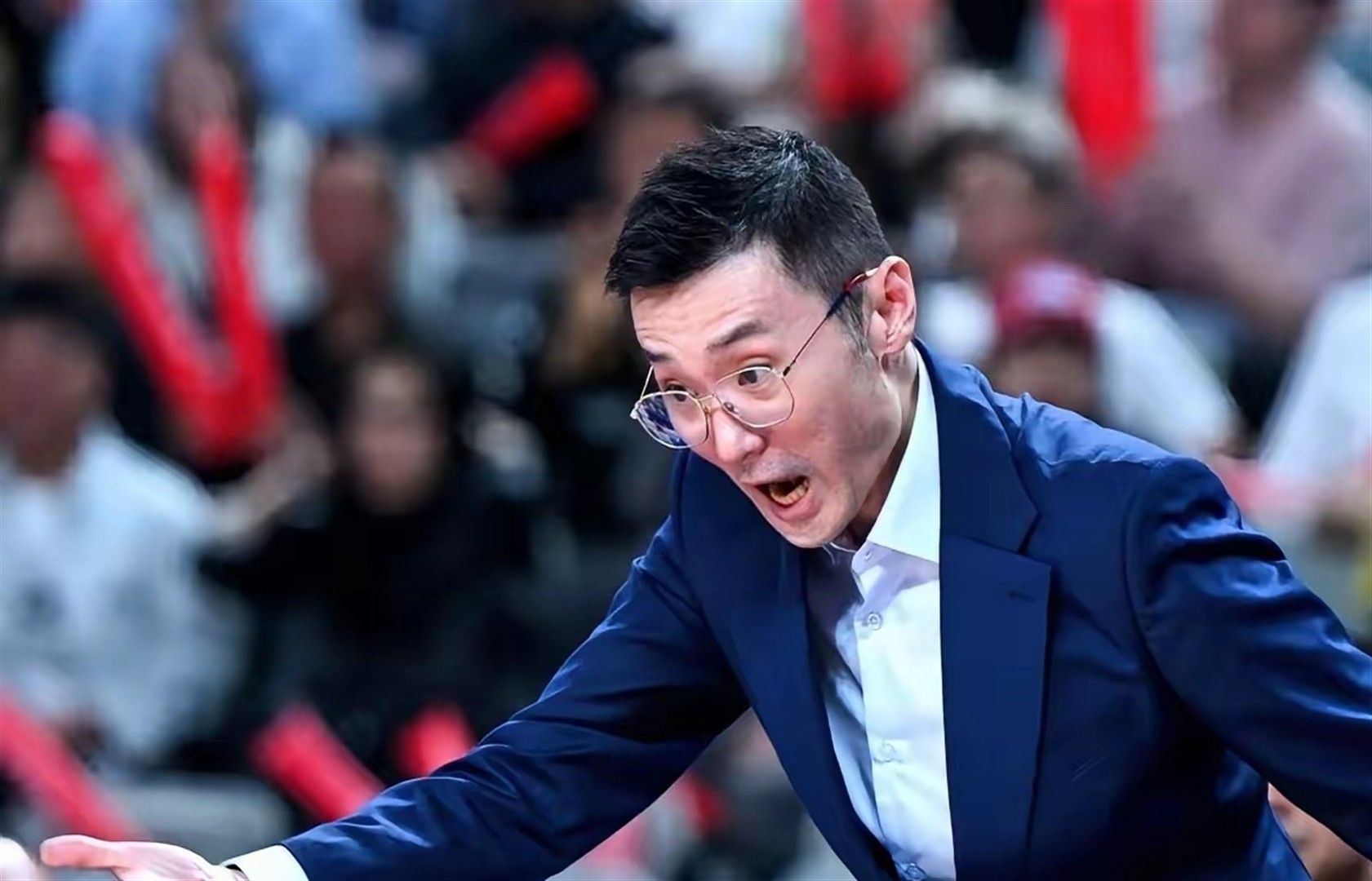 关于集结日切尔西调整名单以备CBA季后赛,战术微调环节打磨,质疑声仍在,轮换策略成焦点的信息 关于集结日切尔西调整名单以备CBA季后赛,战术微调环节打磨,质疑声仍在,轮换策略成焦点的信息