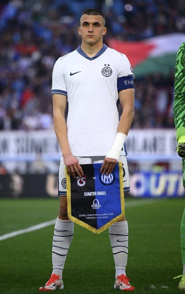 包含全明星赛倒计时，国际米兰今晚篮板制胜，细节引发关注，赛场秩序良好，球探报告显示潜力的词条